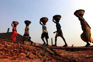 बालिकालाई बुहारी संघको सहयोग